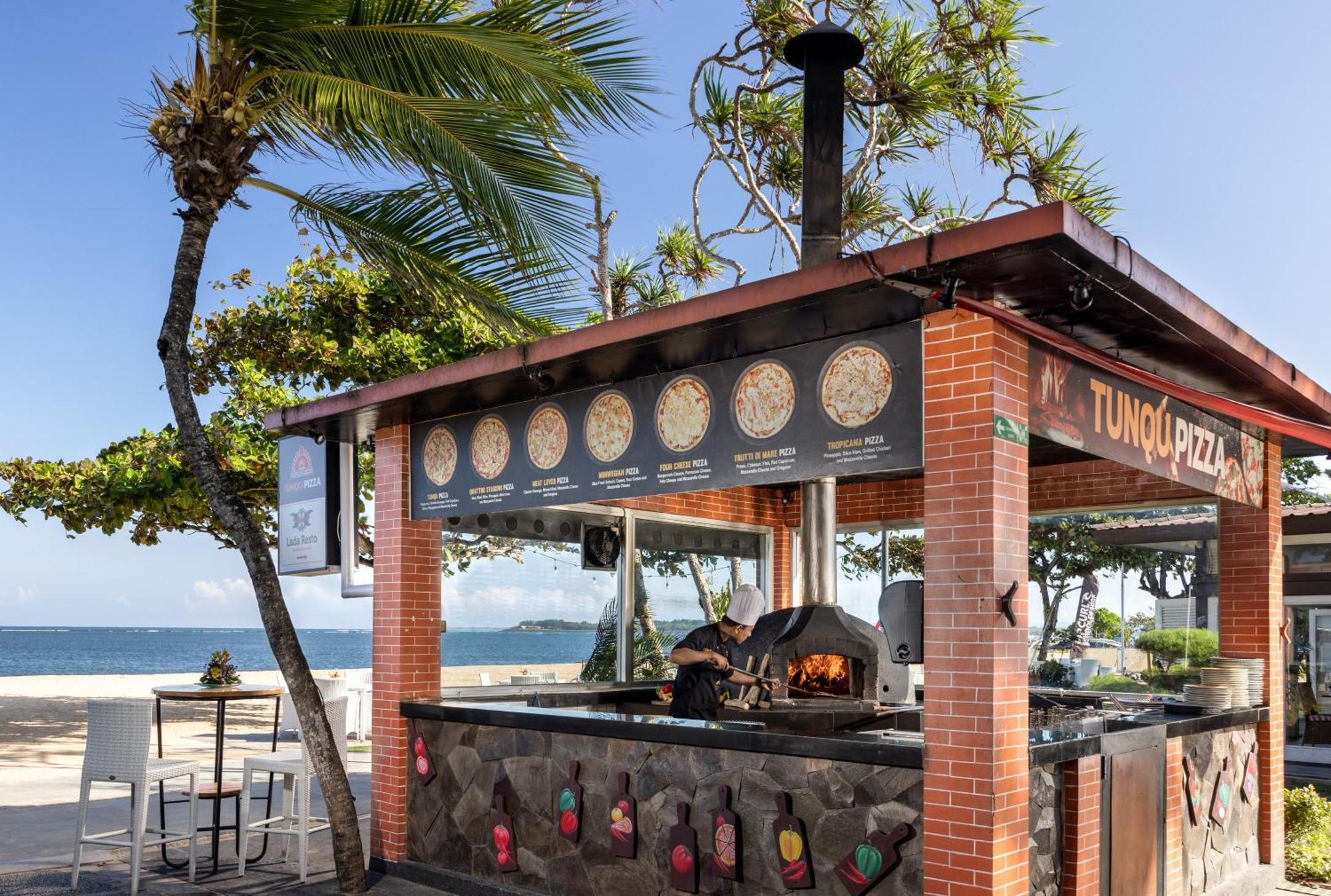Prama Sanur Beach Bali Εξωτερικό φωτογραφία Pizza Hut in Bali, Indonesia